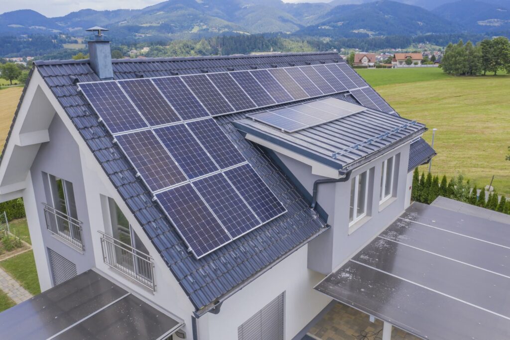 Aerotermia con paneles solares: Qué es y ventajas